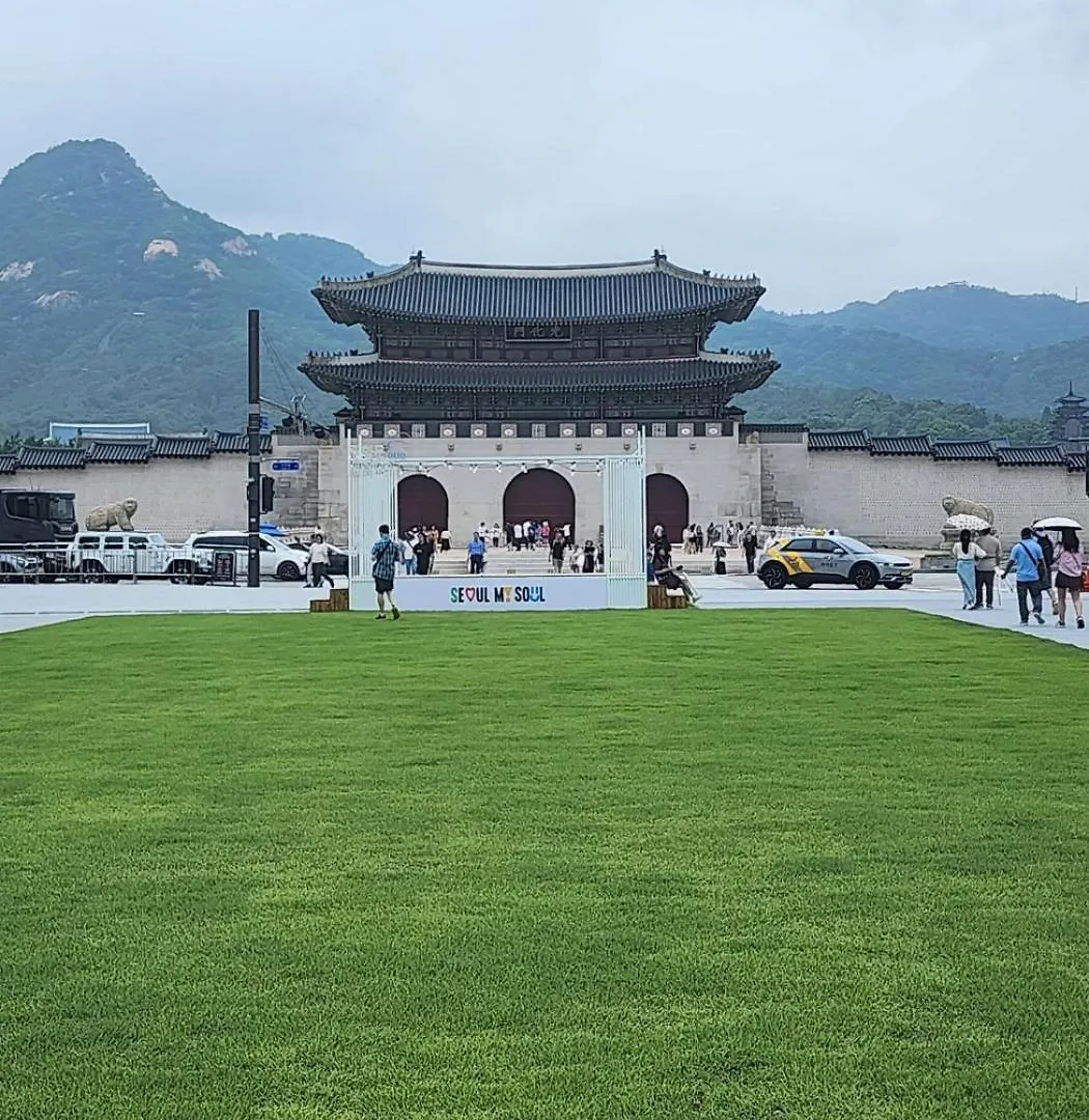 The Black 0*, Seoul South Korea